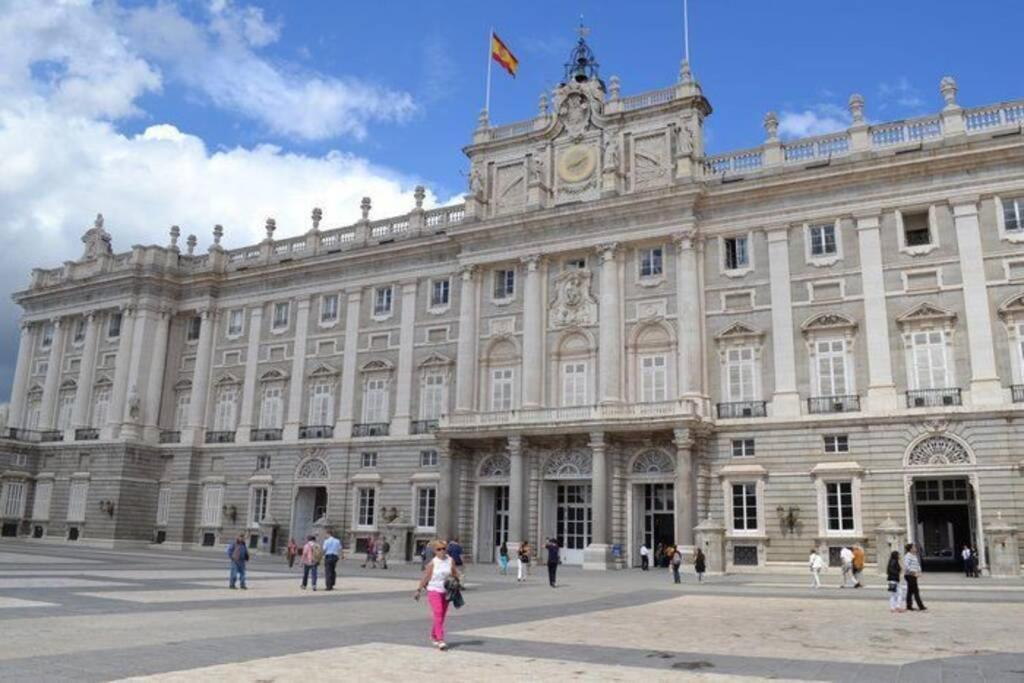 Sensacional Apartamento Junto A Palacio Real By Batuecas Madrid Exterior photo